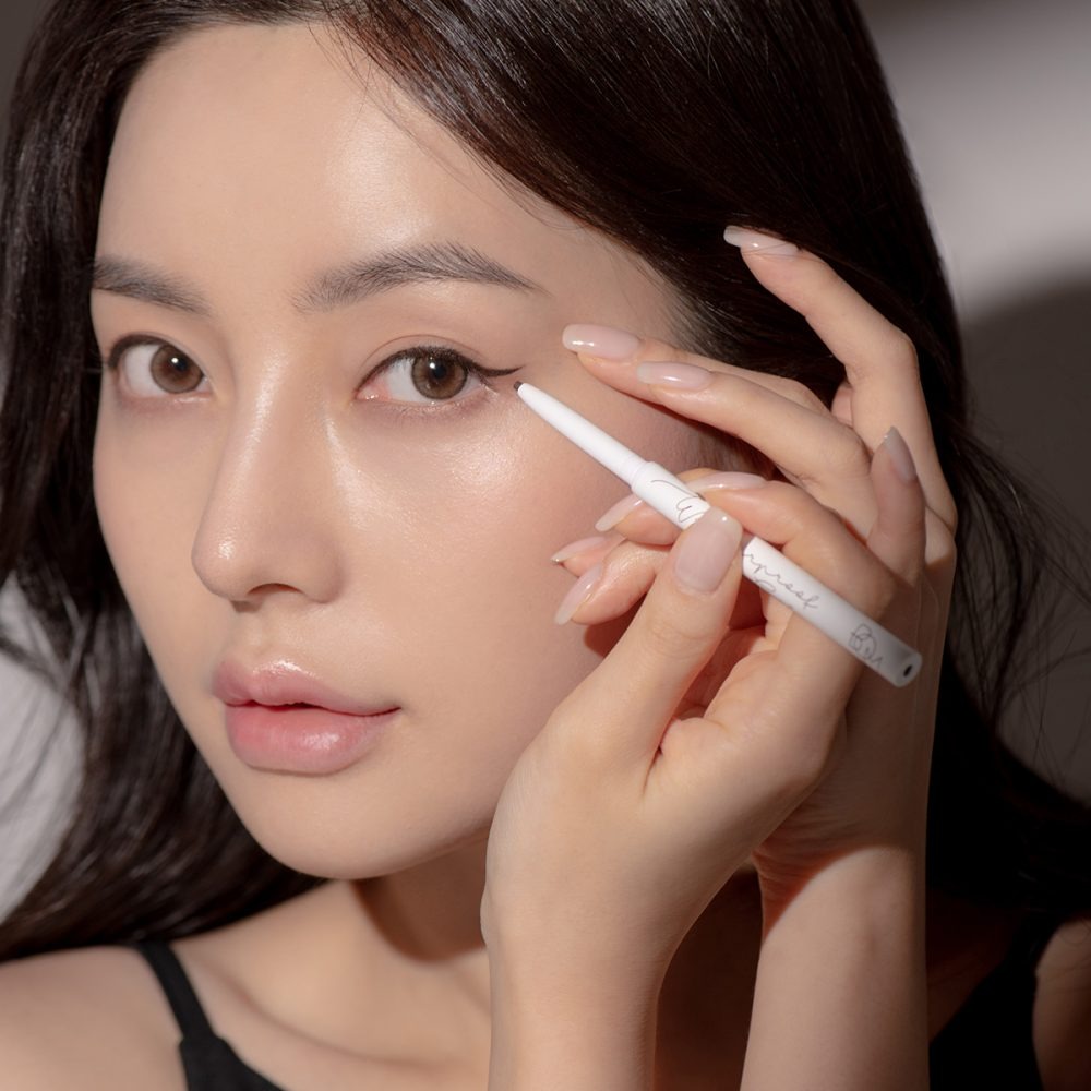 B.O.M Wonderproof Gel Slim Eyeliner #01 Midnight Black