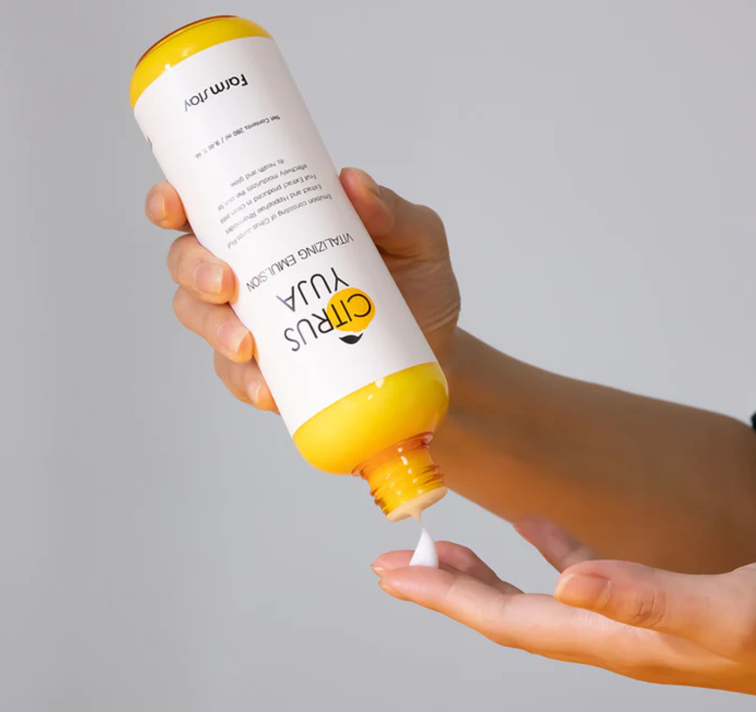 FarmStay Citrus Yuja Vitalizing Emulsion
