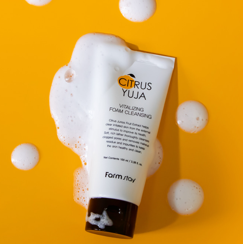 FarmStay Citrus Yuja Vitalizing Foam Cleanser