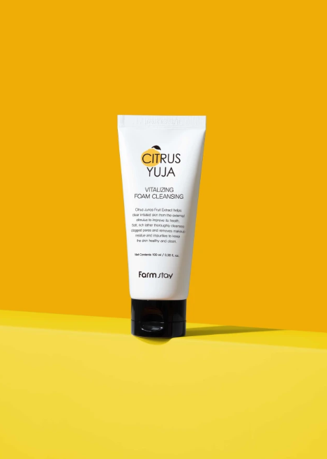 FarmStay Citrus Yuja Vitalizing Foam Cleanser