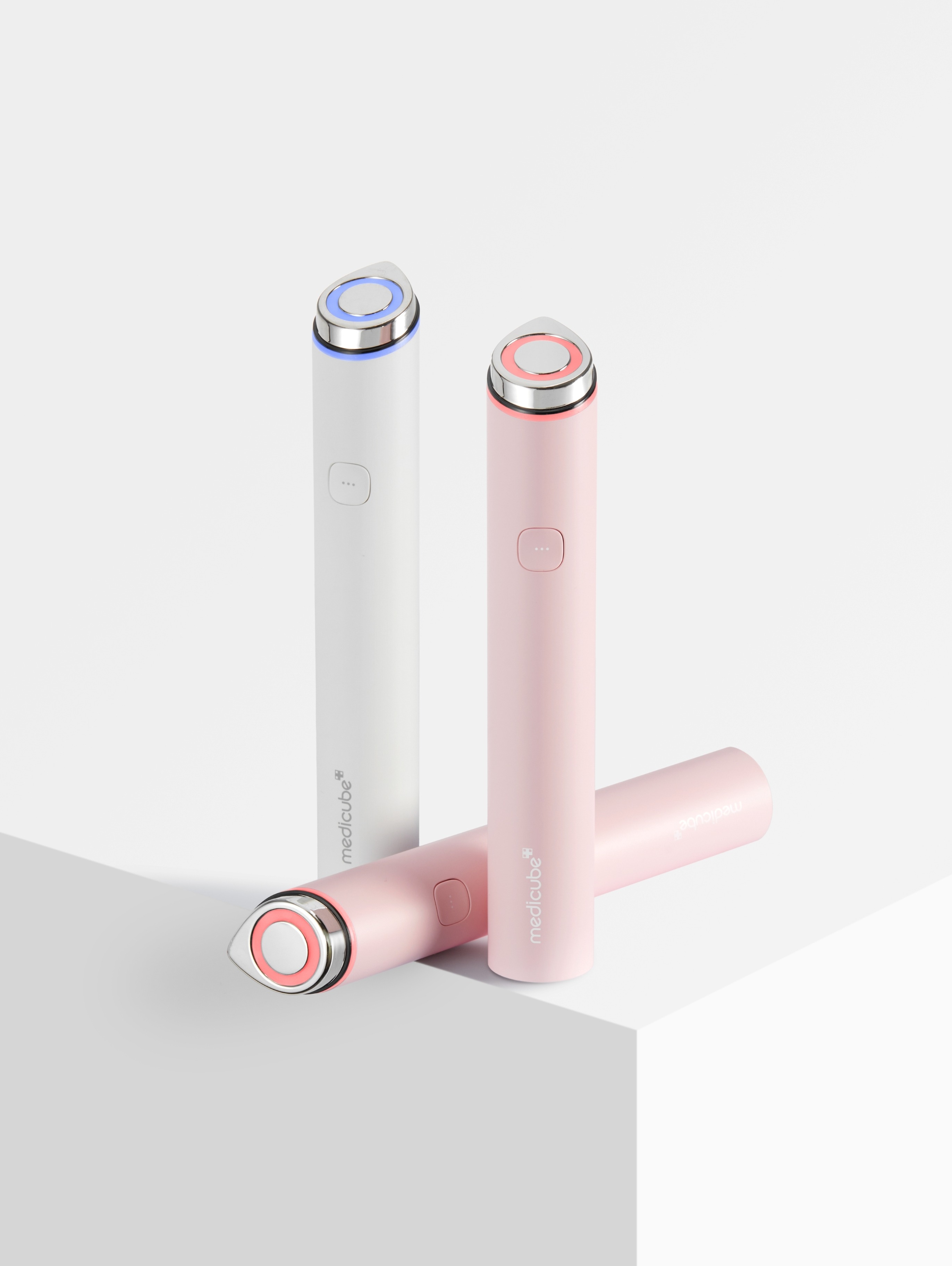 MediCube Age-R Booster Pro Mini White'