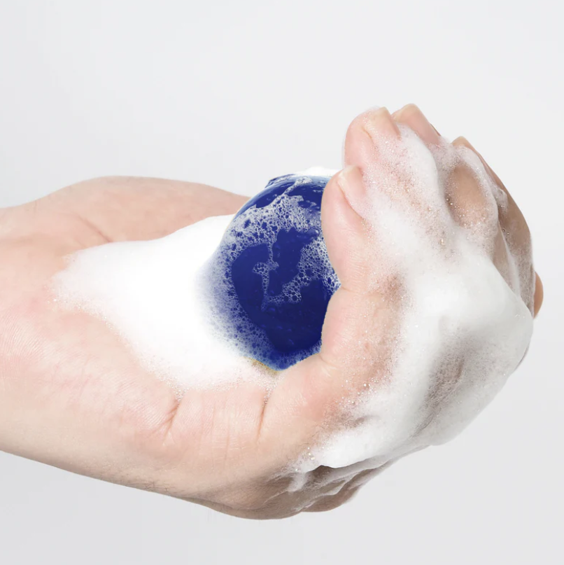 Ongredients Butterfly Pea Cleansing Ball