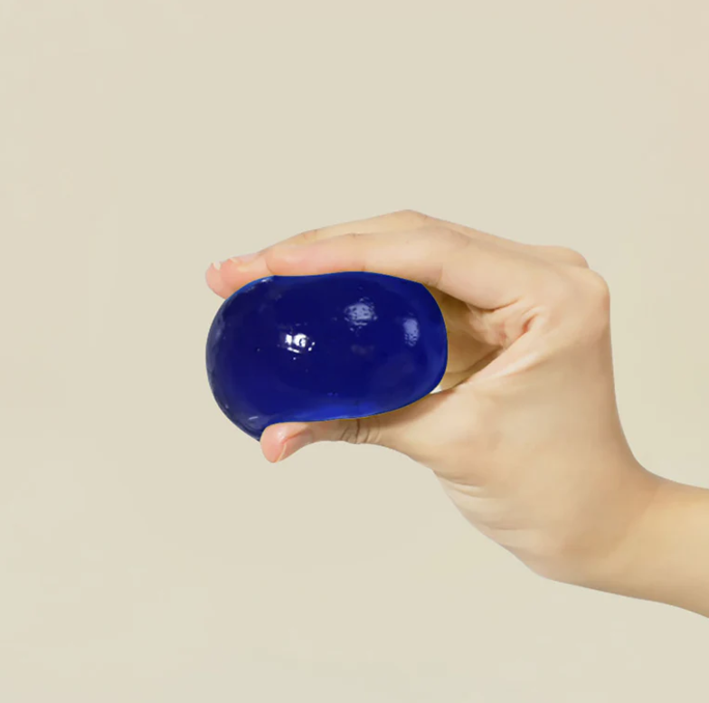 Ongredients Butterfly Pea Cleansing Ball