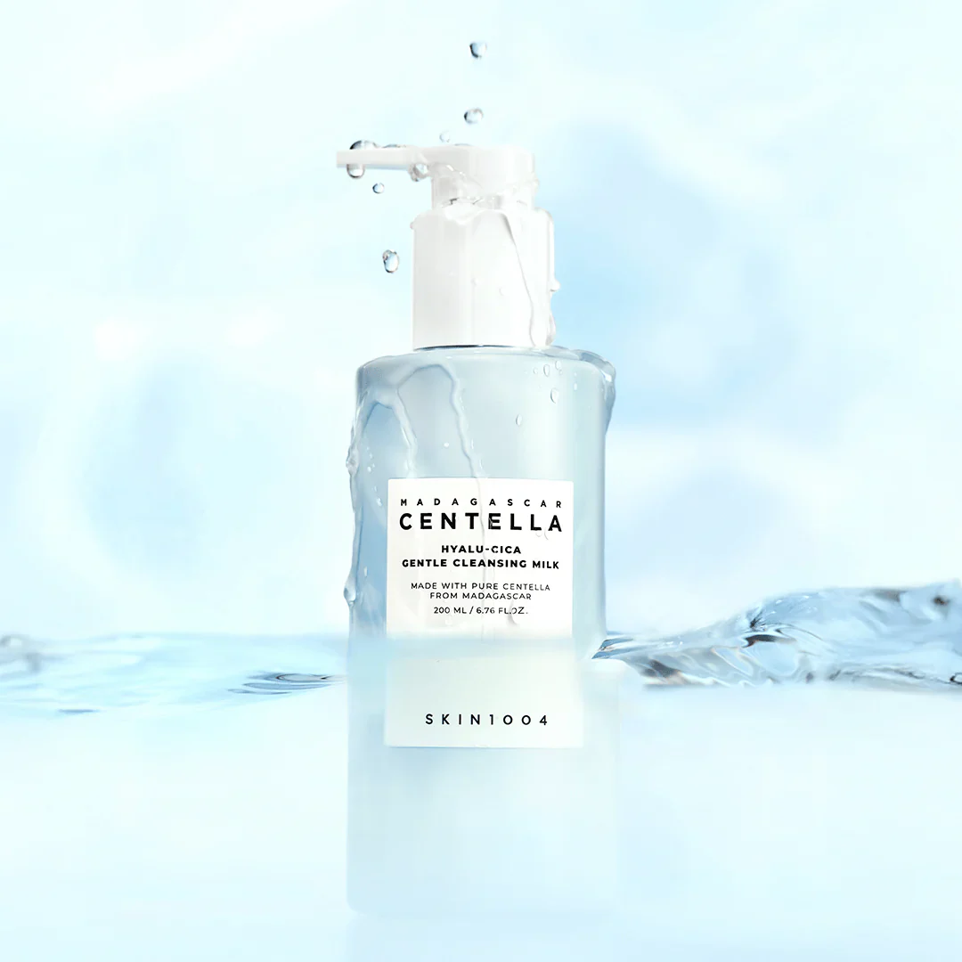 Skin1004 Madagascar Centella Hyalu-Cica Gentle Cleansing Milk 200 ml