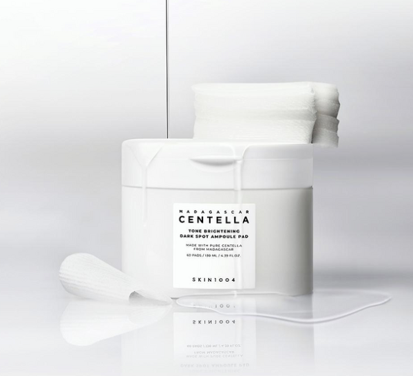 Skin1004 Madagascar Centella Tone Brightening Dark Spot Ampoule Pad 60 pads
